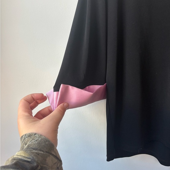 90s Blouse with Pink Satin Collar - Picture 3 of 6